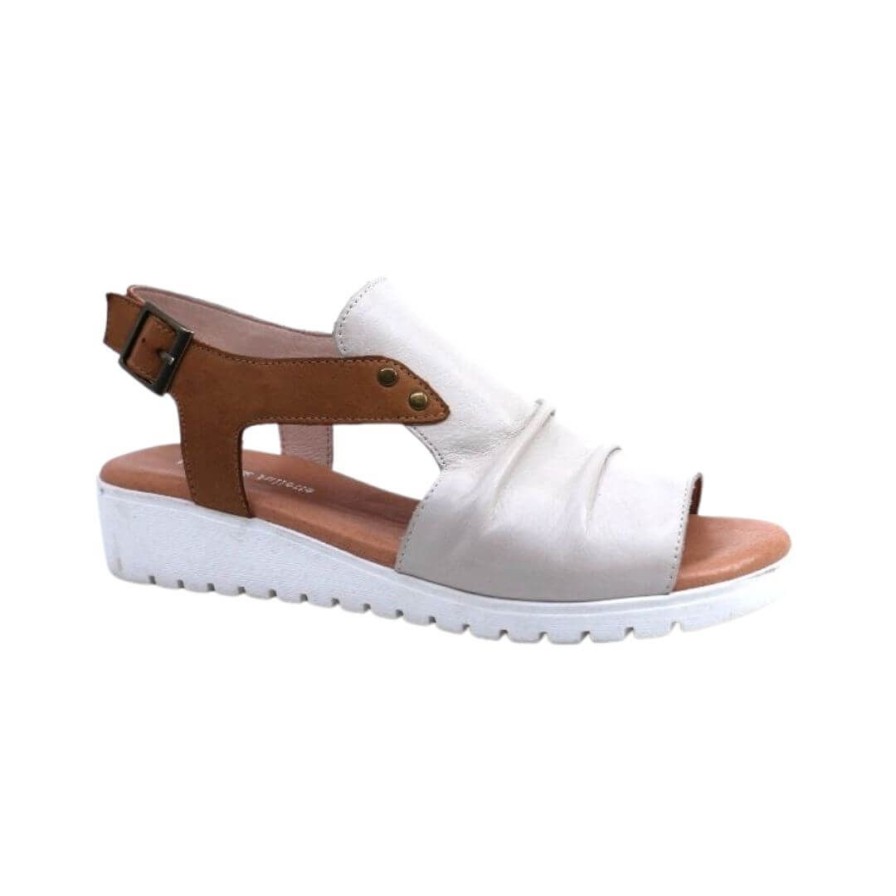 Womens DJANGO & JULIETTE | Madis - Almond Tan