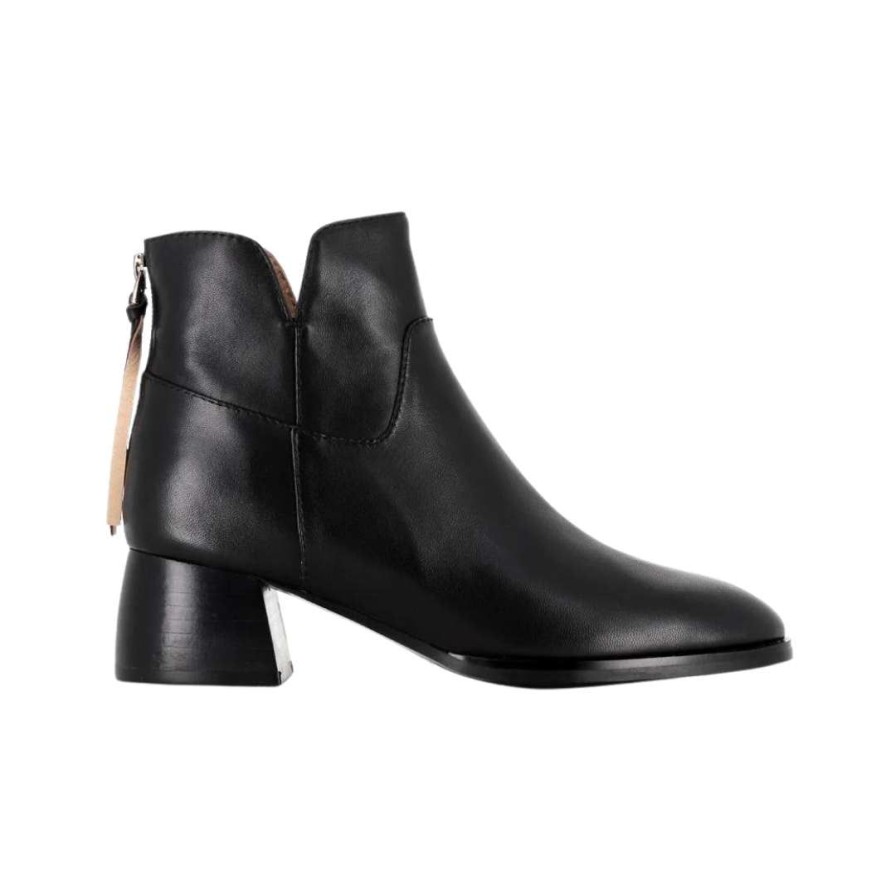 Womens DJANGO & JULIETTE | Nykia - Black